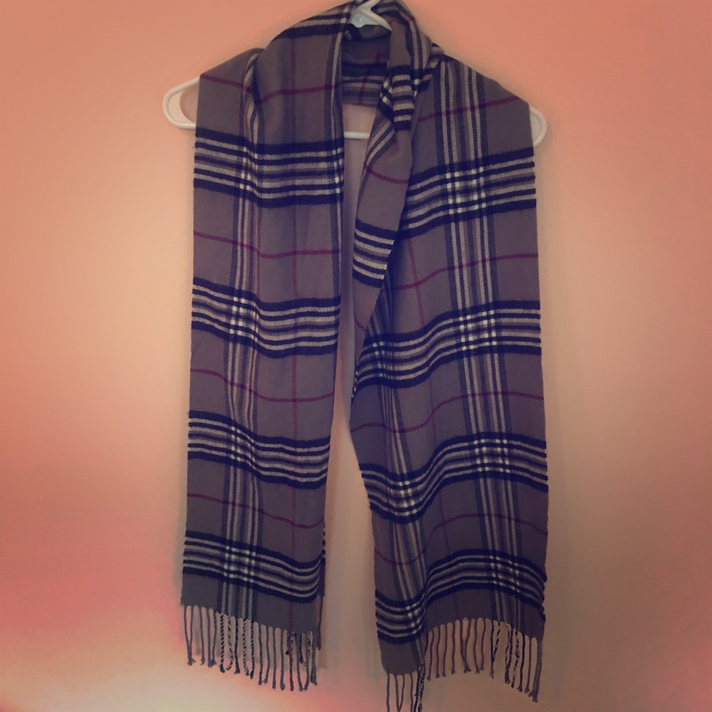 Burberry style plaid fleece scarf